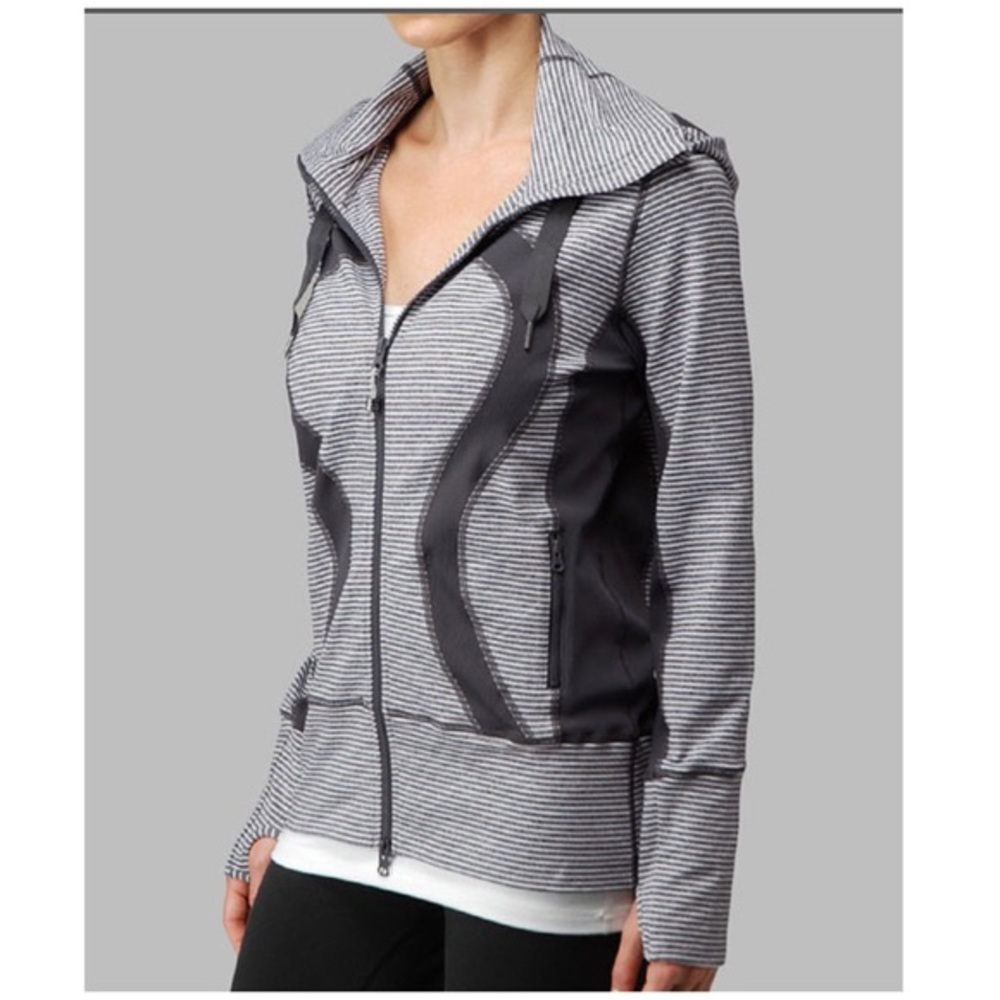 Lululemon Stride Jacket in “Static Coal”